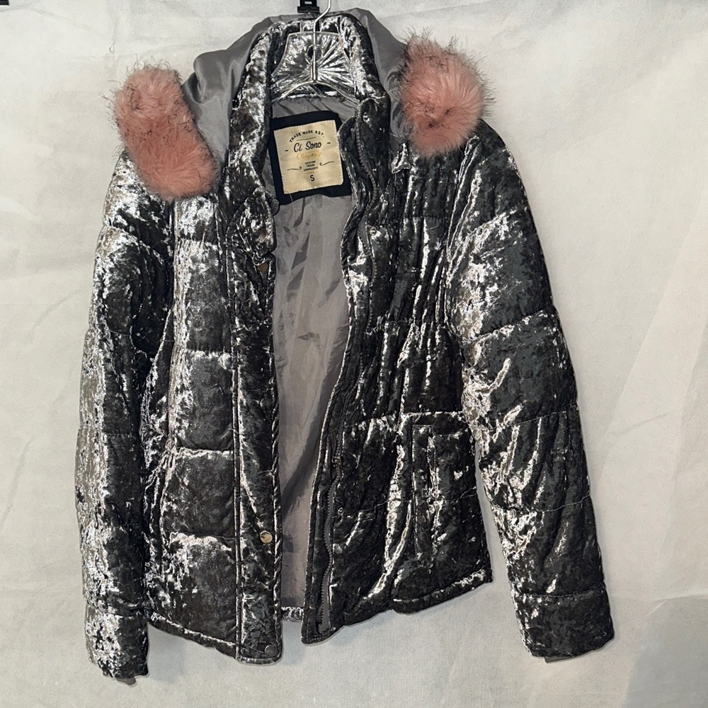 Women's Velvet Jacket with Faux Fur Trim